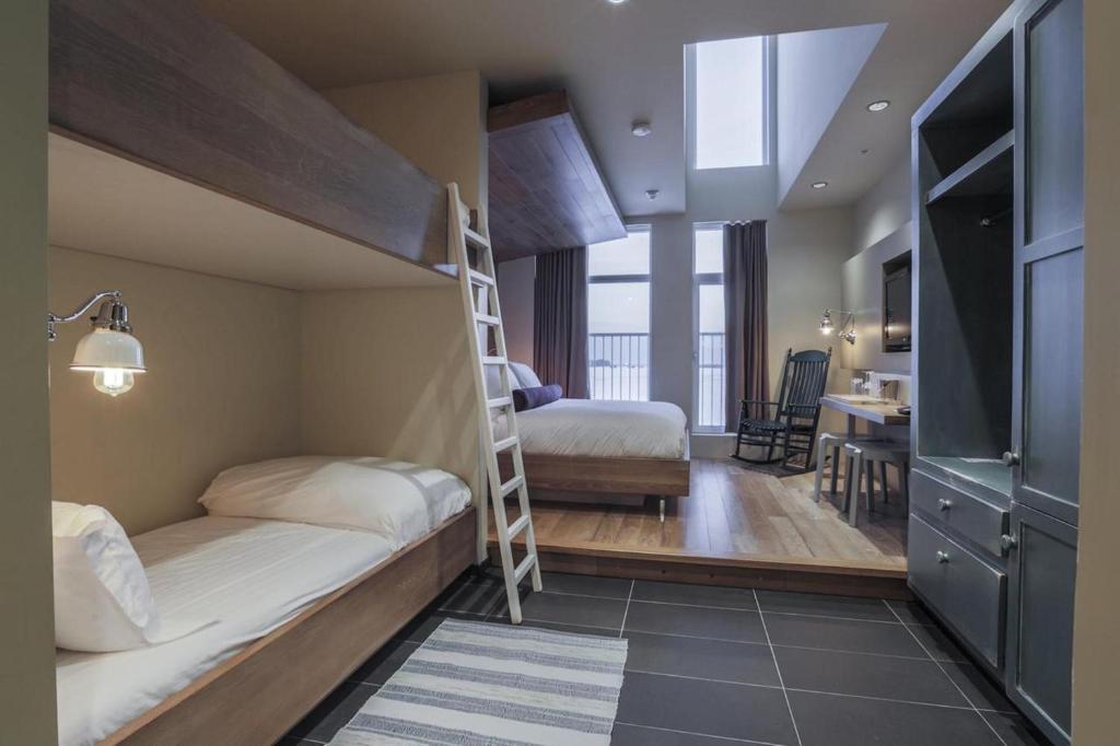 Hotel & Spa Le Germain Charlevoix Байе-Сен-Пол Екстериор снимка